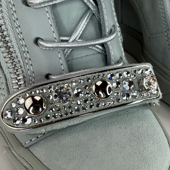 ๐ฅGiuseppe Zanotti for Jennifer Lopez Tiana Crystal High-Top Wedge Sneaker 6.5 - Picture 4 of 17